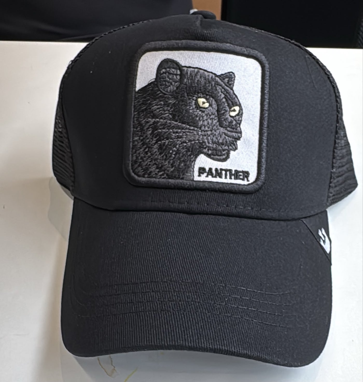 Gorra Trucker con Malla Diseño de Animales · Ajustable color Único ·7