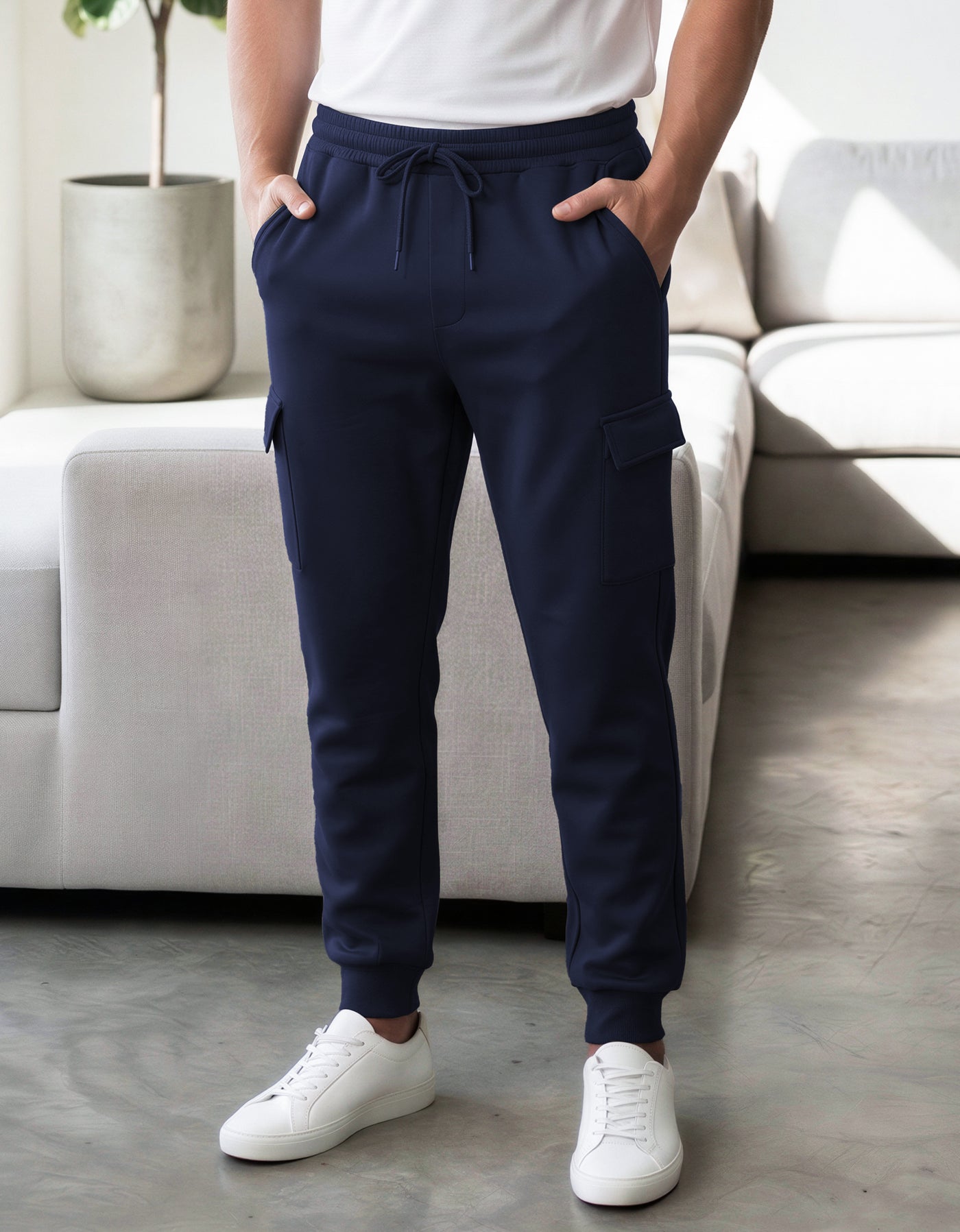 Pants Jogger Cargo Hombre Fleece con Bolsillos Laterales color Azul Marino
